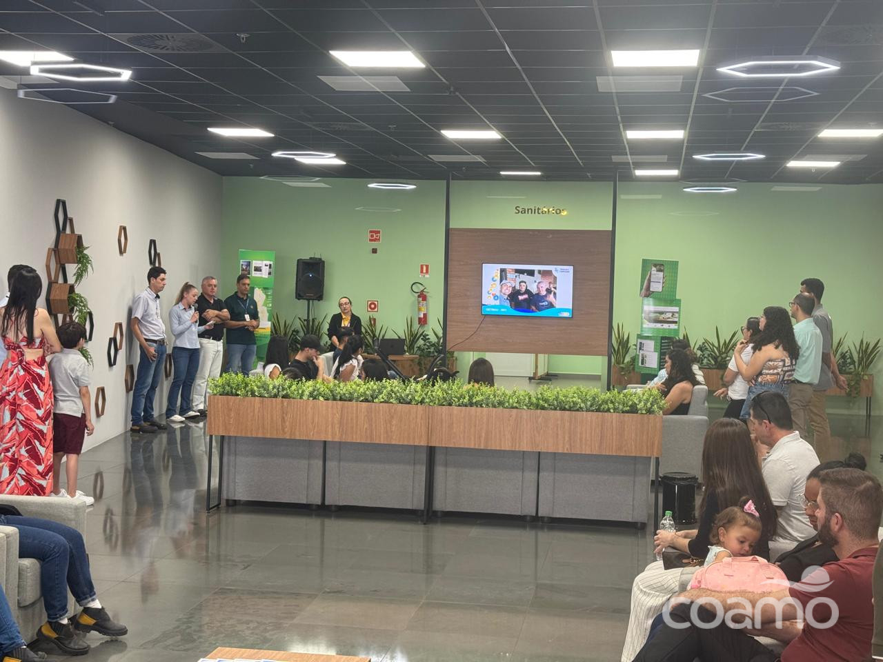 Memorial Coamo recebe grupo de funcionários do Moinho de Trigo