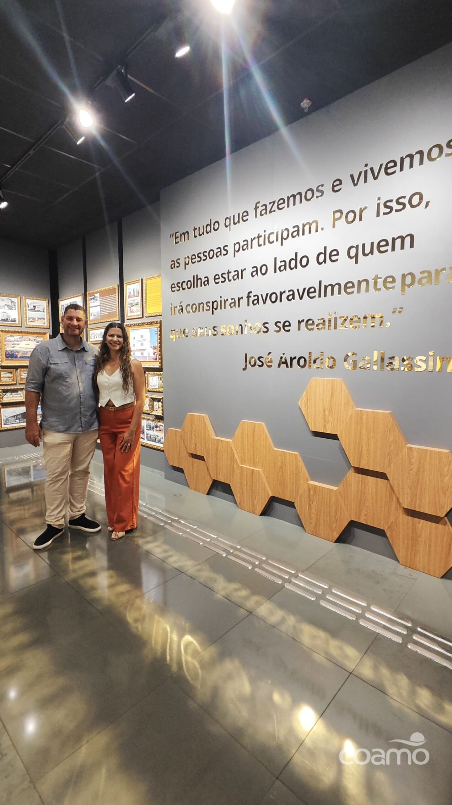 Visita ao Memorial Coamo promove integração e conhecimento entre funcionários e familiares